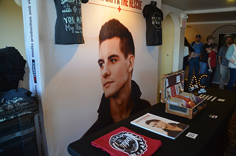 Adam Cappa performed a concert for those in attendance.