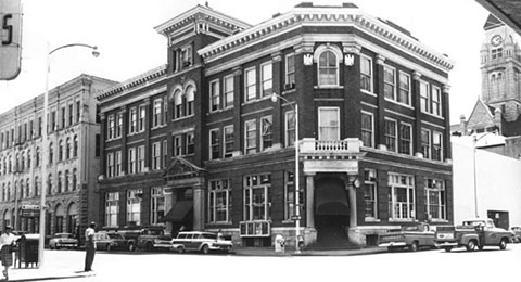 Dockum Drug store in Wichita